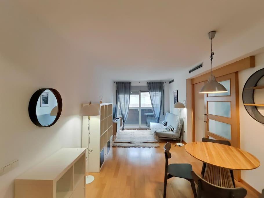 Cozy Apartment Forum Beach Sant Adria de Besos Exterior foto
